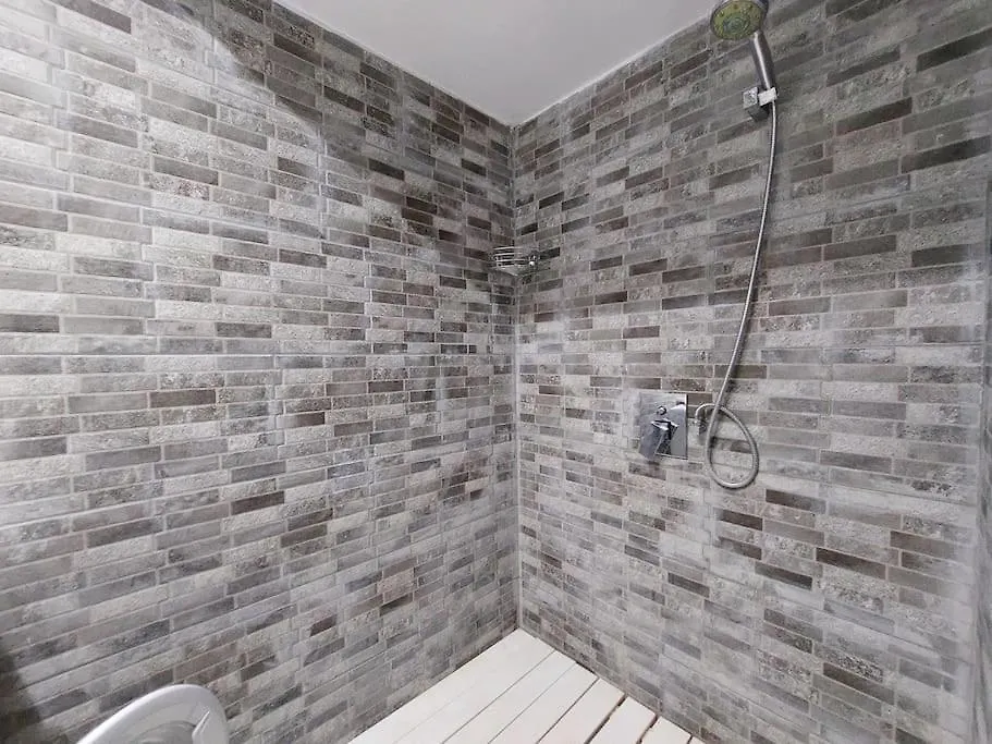 Сasa de vacaciones Vintage 2Bdr Apt In City Center. Saburtalo District Tiflis