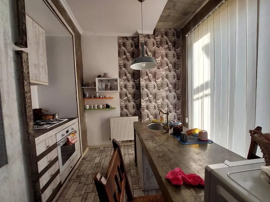 Сasa de vacaciones Vintage 2Bdr Apt In City Center. Saburtalo District Tiflis