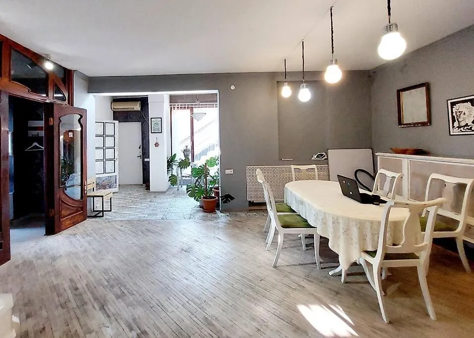 Vintage 2Bdr Apt In City Center. Saburtalo District Tiflis Georgia